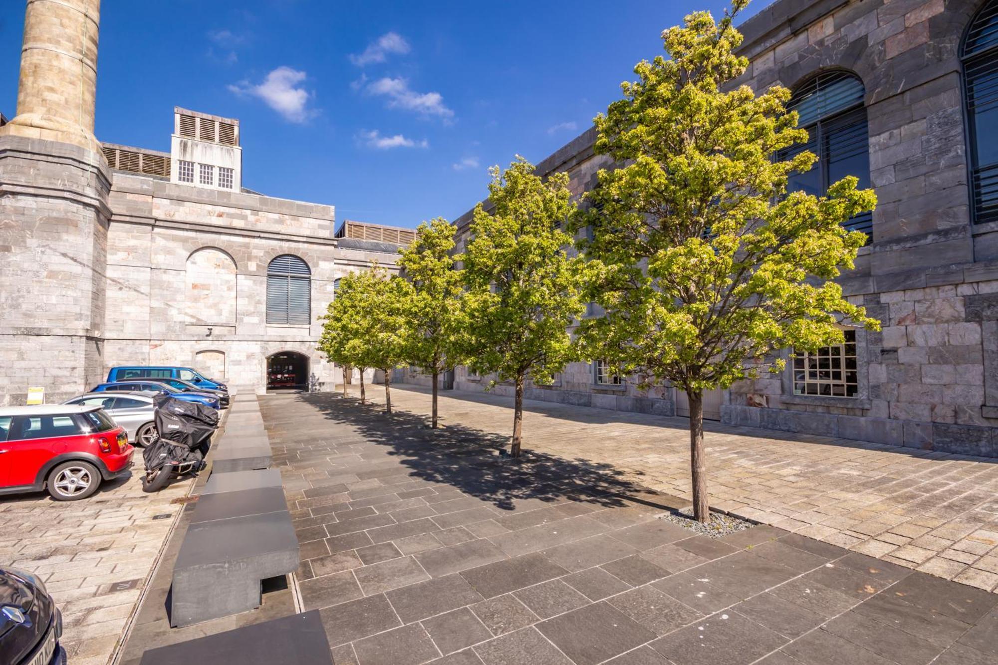 Raleigh By Pureserviced Plymouth Exterior foto